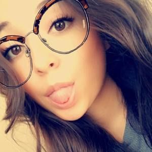 Meet your Posher, Sierra